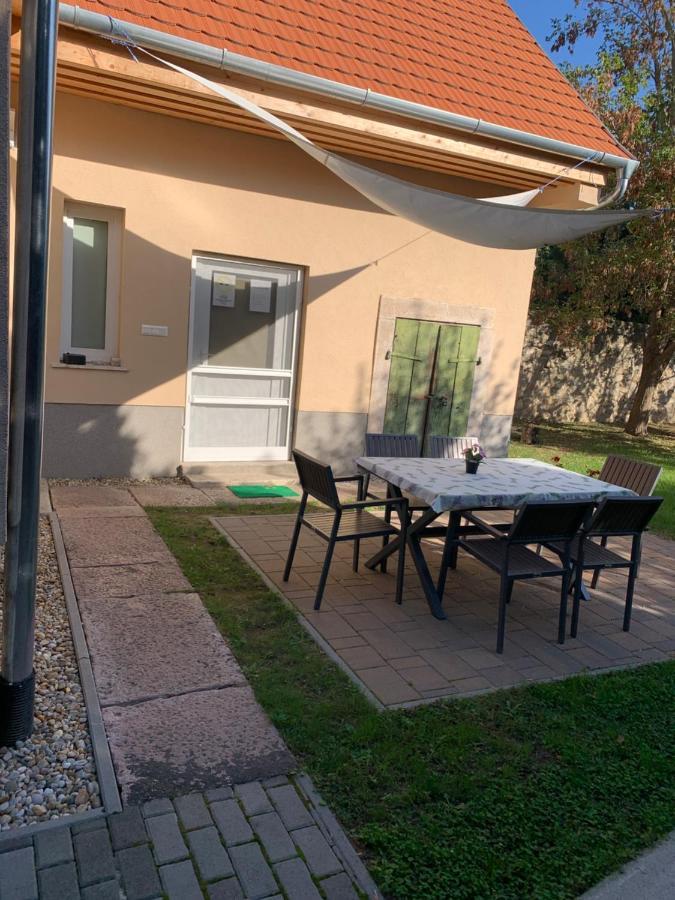 Apartament Ica Vendeghaz Sutto Zewnętrze zdjęcie